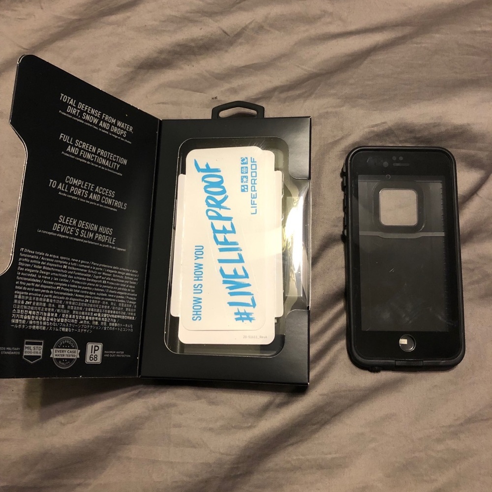 iPhone 6s lifeproof case